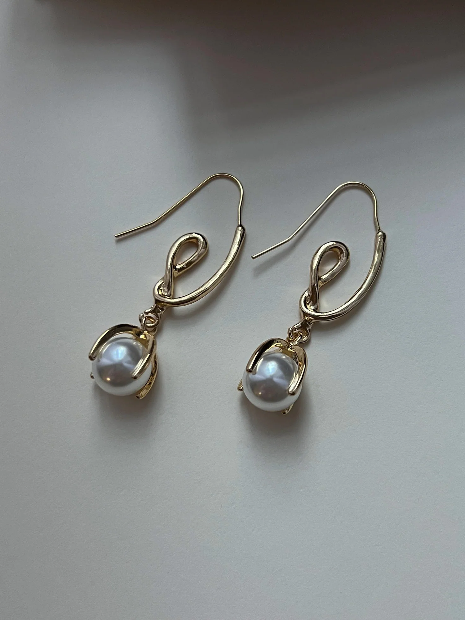 Artful Pearl Dangle Earrings - Image 2