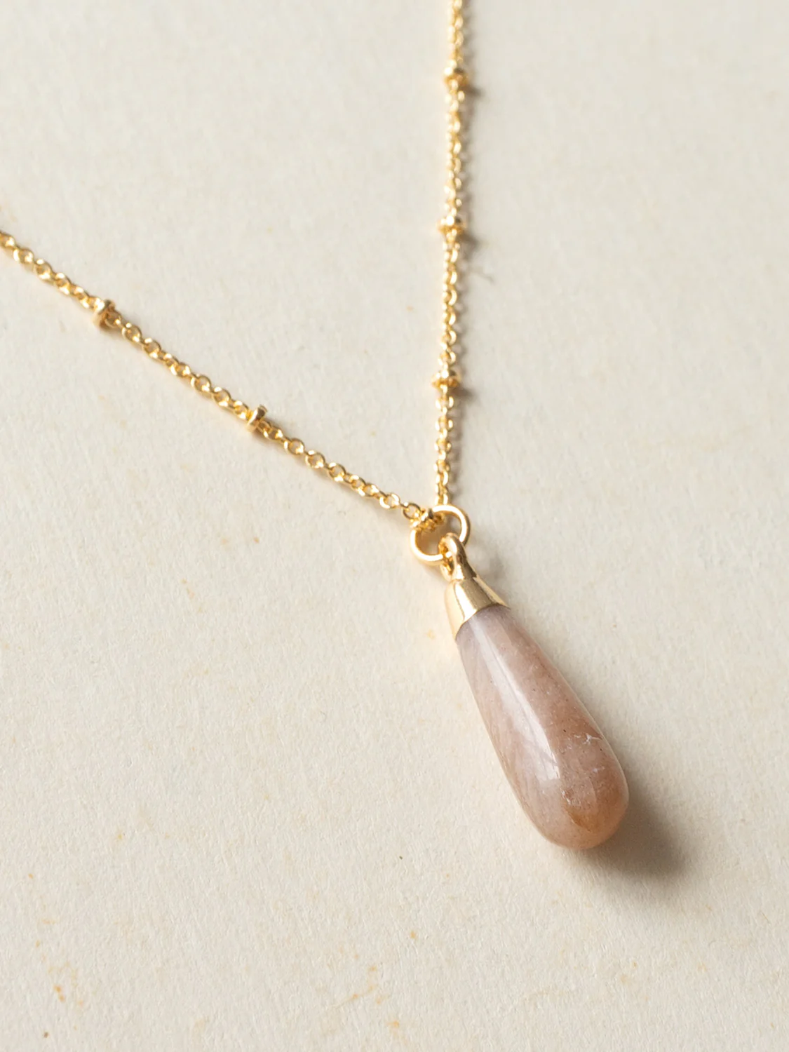 Flow Stone Necklace - Sunstone