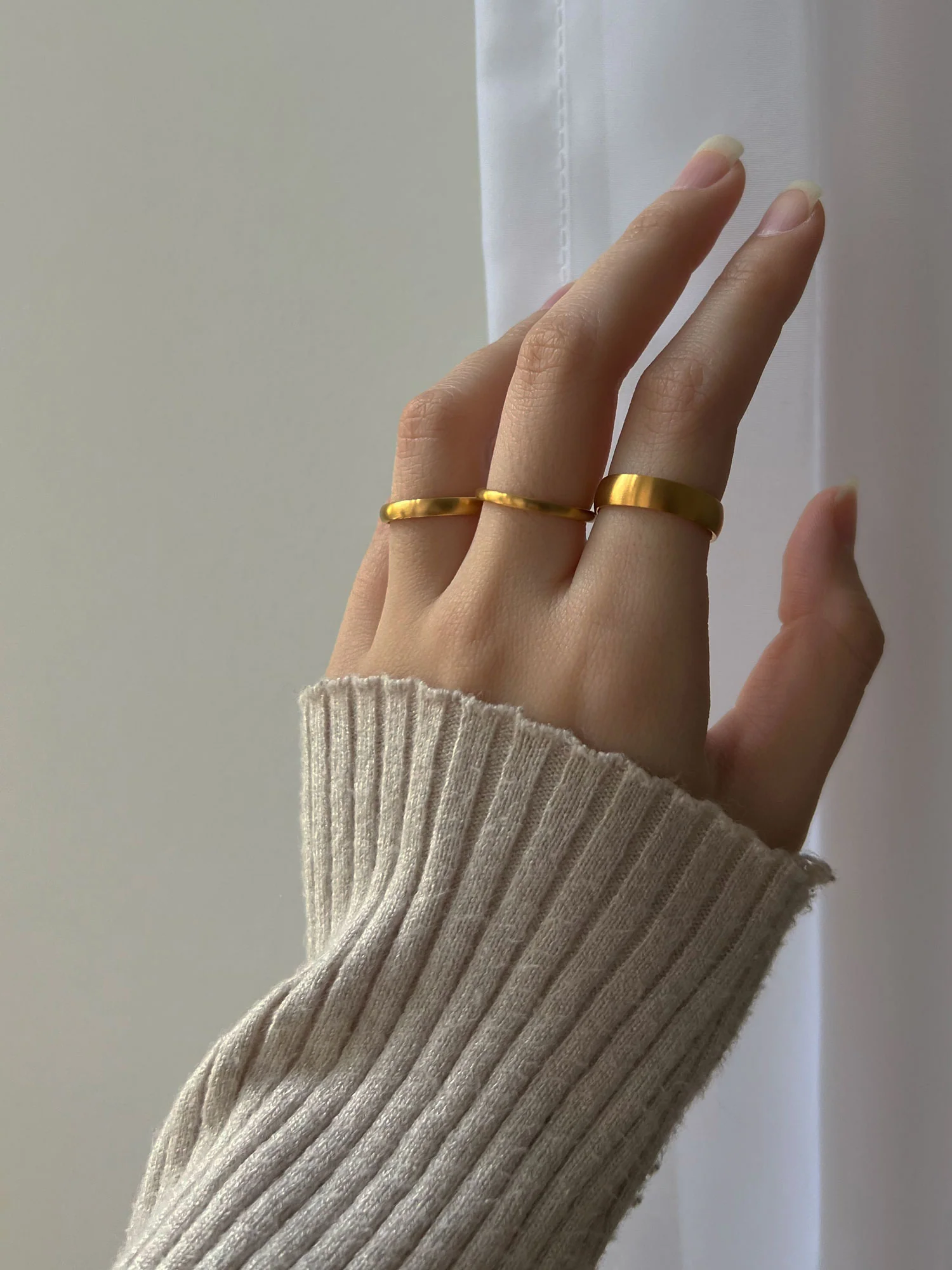 Matte Essential Gold Ring - 2mm - Image 2