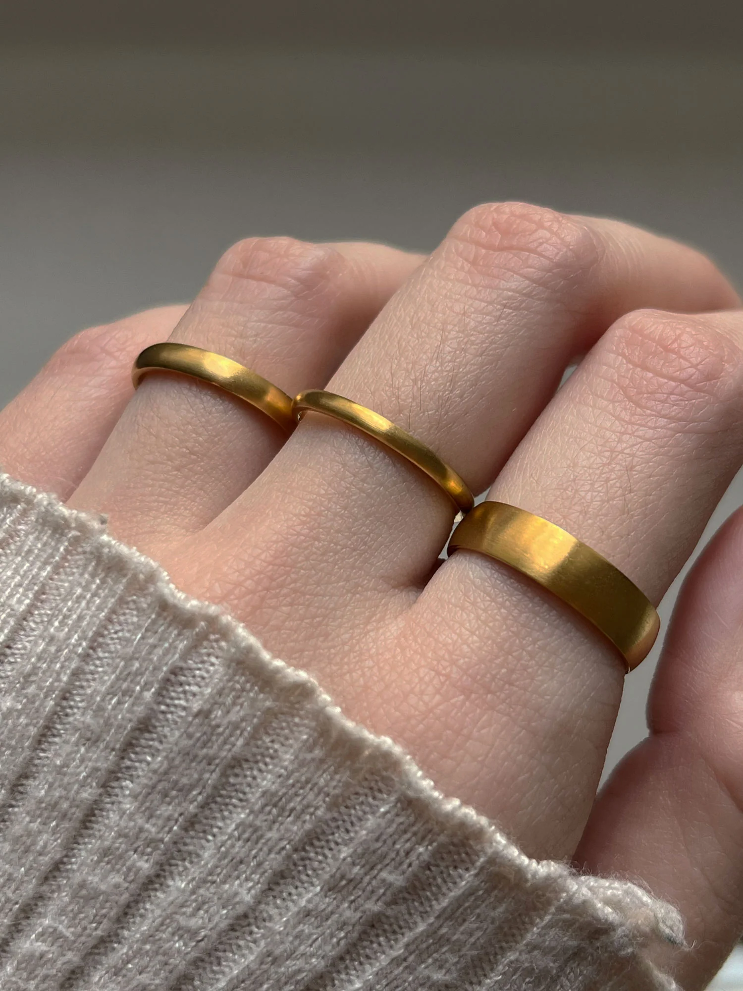 Matte Essential Gold Ring - 3mm - Image 5