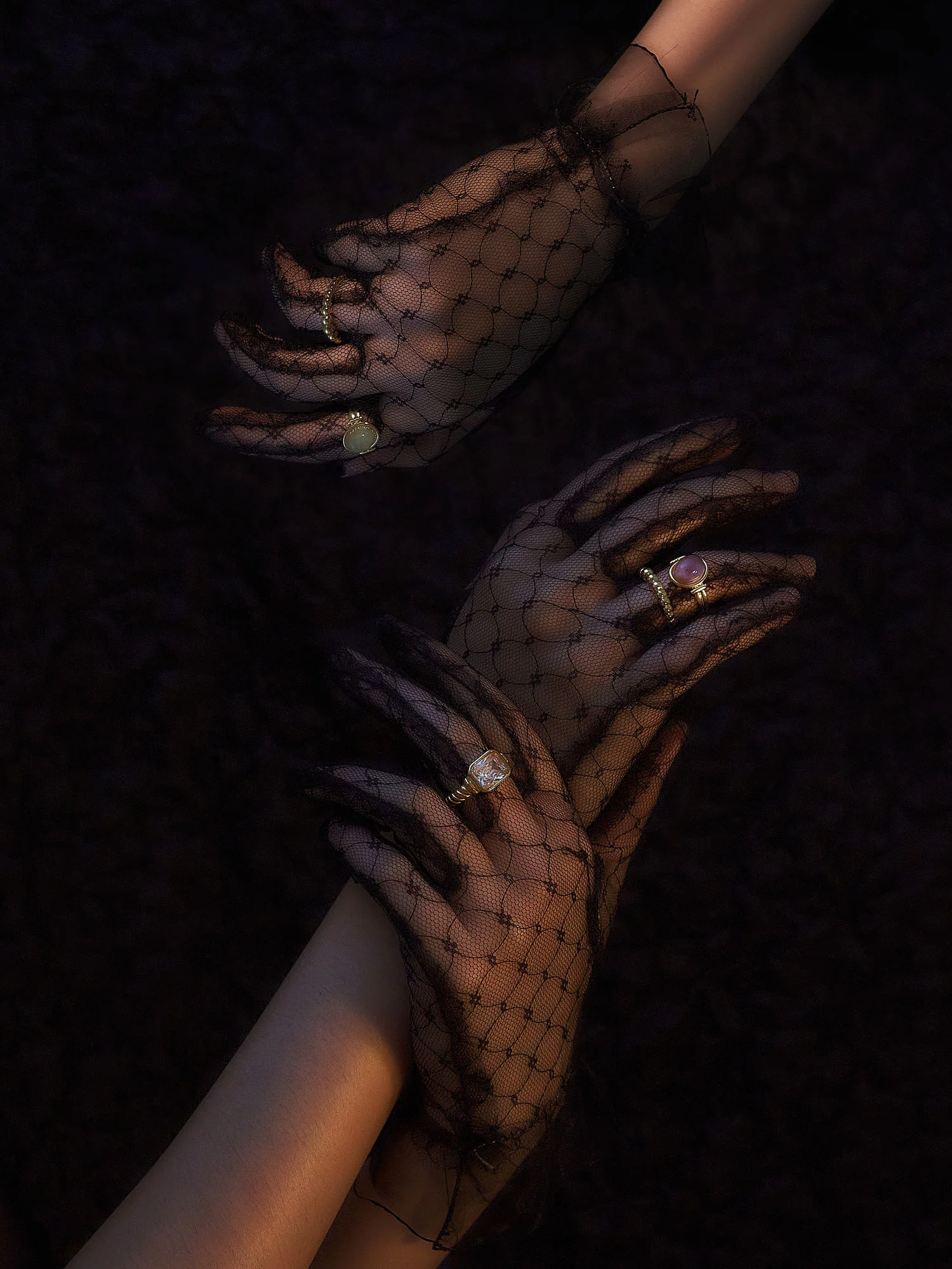 Rectangular Gemstone Twist Ring - Emerald Green - Image 3